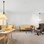 1 Bedroom Gorgeous In *
